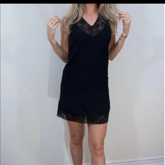 Little black dress - Picture 2 of 2
